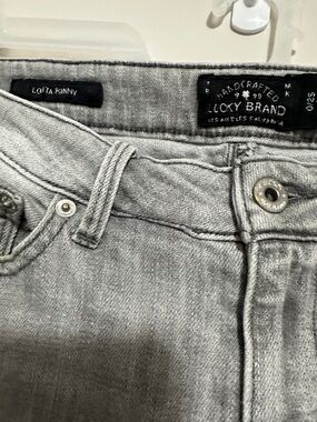 Vintage Lucky Lolita Skinny Jeans Gray EUC w/the original stitching on the Butt!